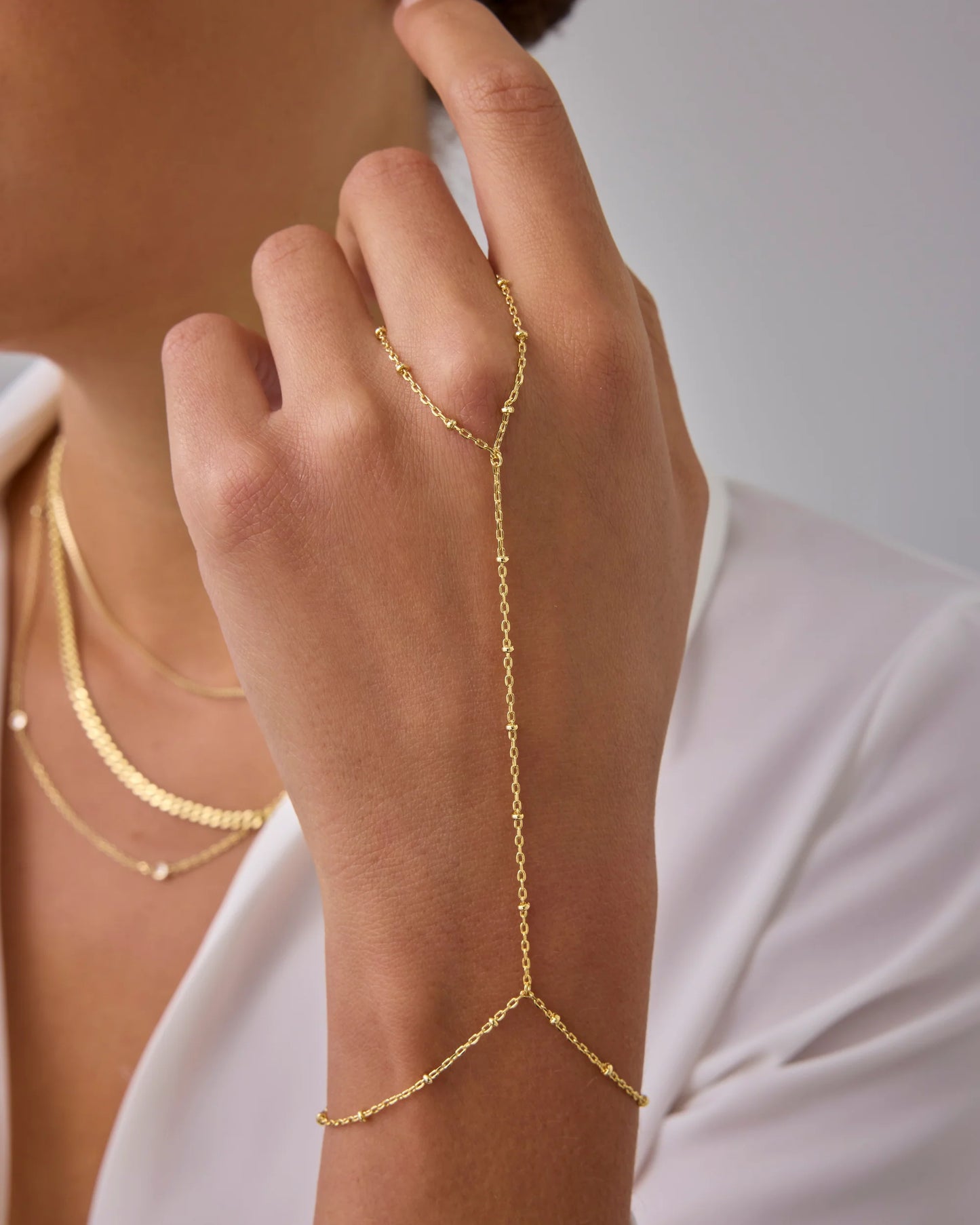 The Dainty Hand Chain