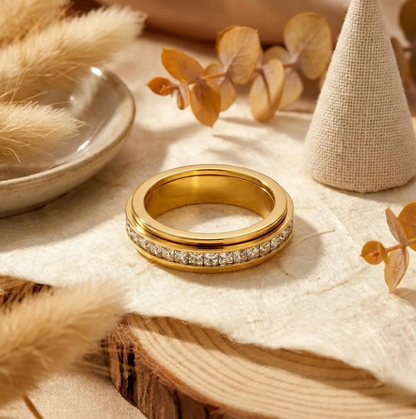 Calmera™ Spinning Ring